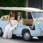 Matrimoni in Campania. Auto particolari per gli sposi. Fiat 600 Multipla Jolly Ghia.