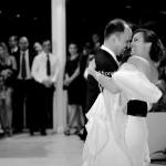 Emozioni al matrimonio. Gli attimi più belli del giorno delle nozze. Il ballo degli sposi.